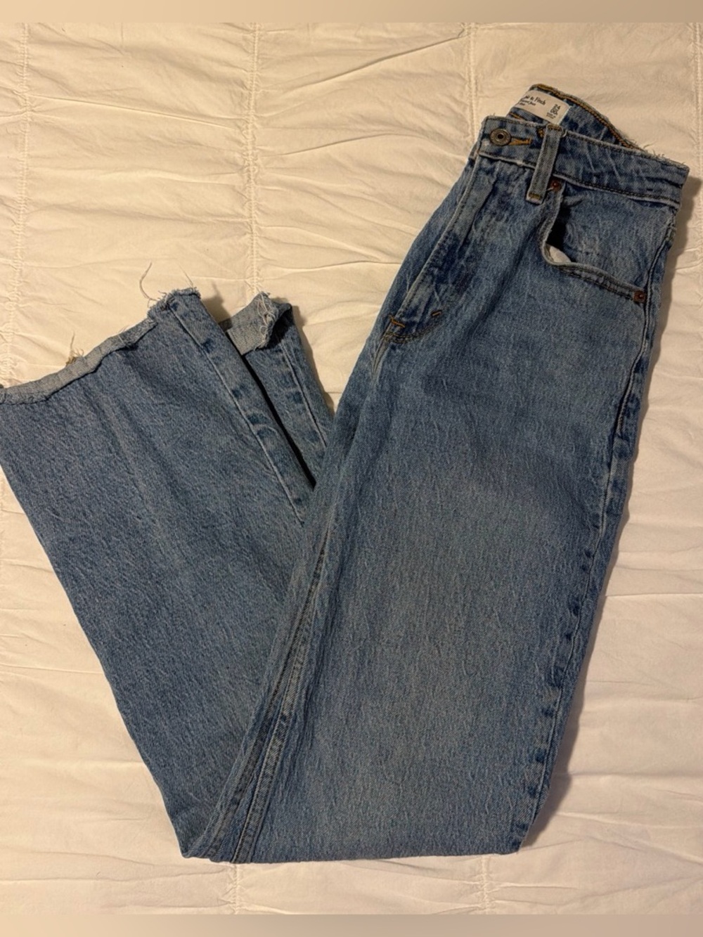 Abercrombie & Fitch Light Blue Relaxed High-Rise Jeans